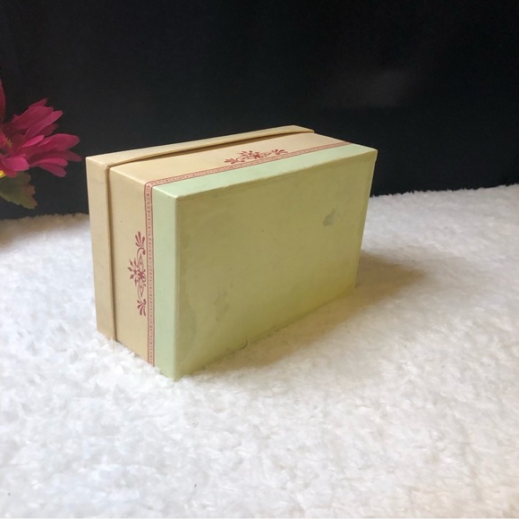 Costco's Victorian Ceramic Christmas Angel Ornament In Original Box - Picture 5 of 11